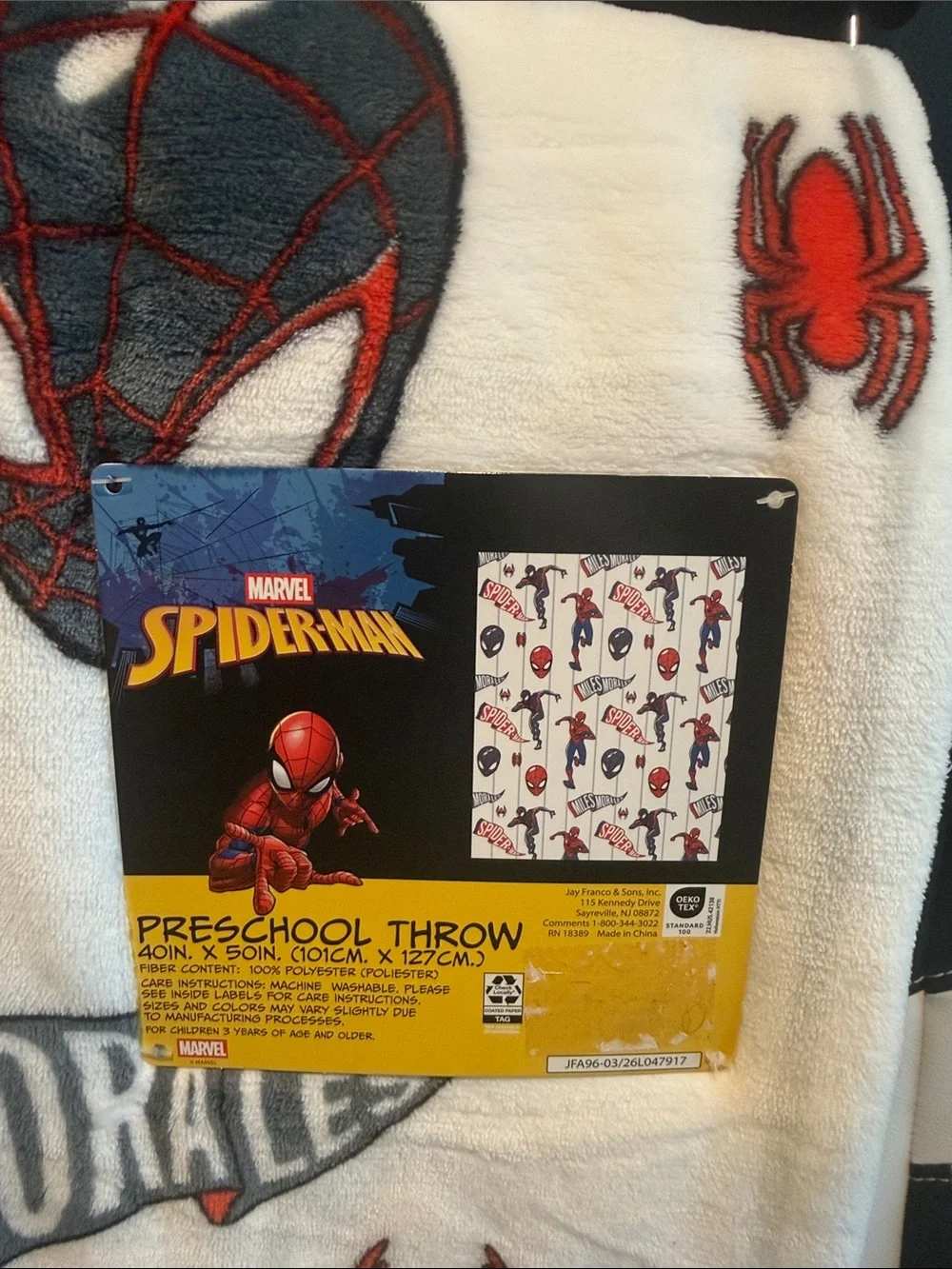 Marvel Spider-Man Kids Plush Throw - White, Red & Gray